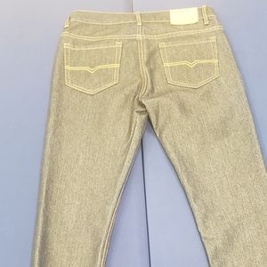 Mens Vintage Hard Blue Denim jeans. Size 32